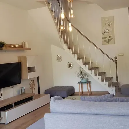 Aux Bains De La Semois