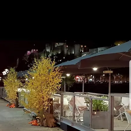 Aux Bains De La Semois * ブイヨン